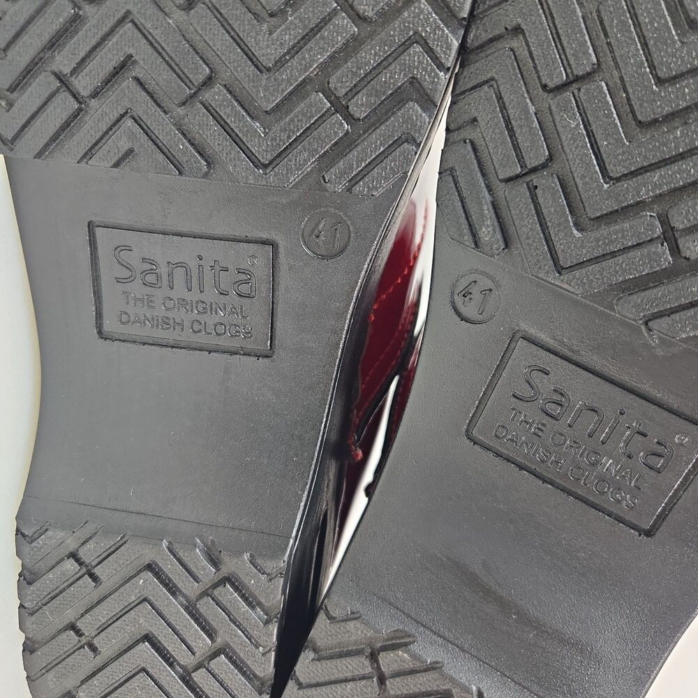 Sanita Danish Clogs Red Patent Leather Slip On Nurse Shoes WIDE EU 41 Women's 10 - Picture 9 of 12